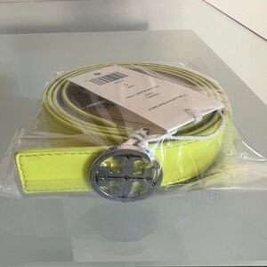 TORY BURCH 1" Miller Double T Logo Yellow Blaze Patent Belt
